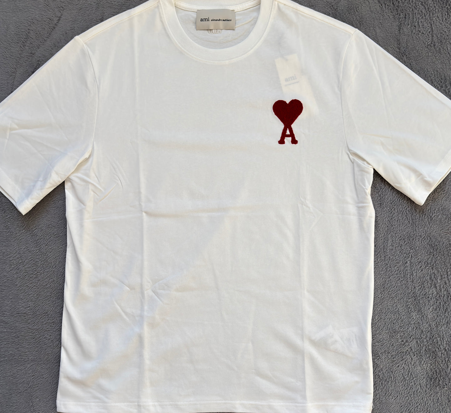 "Ami heart" Тениска
