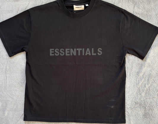 "Essentials" Тениска